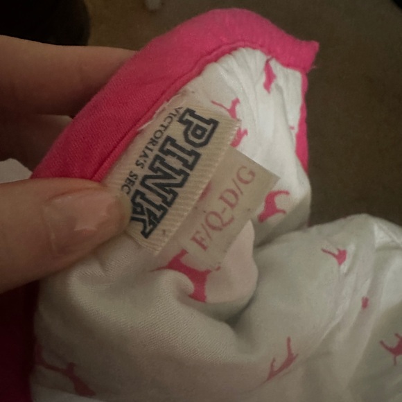 Victoria's Secret PINK Black and Pink Blanket - Picture 4 of 4